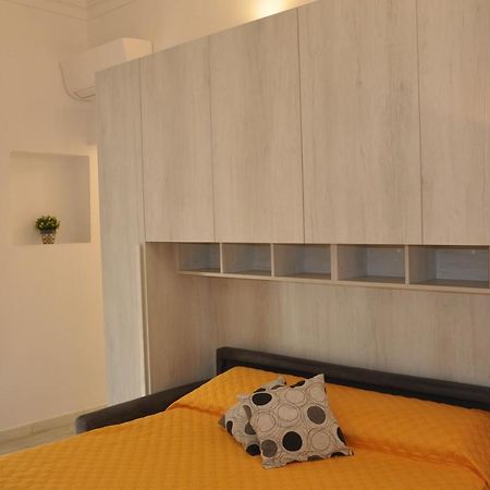 Brezza Di Mare Gaeta B&B Bagian luar foto